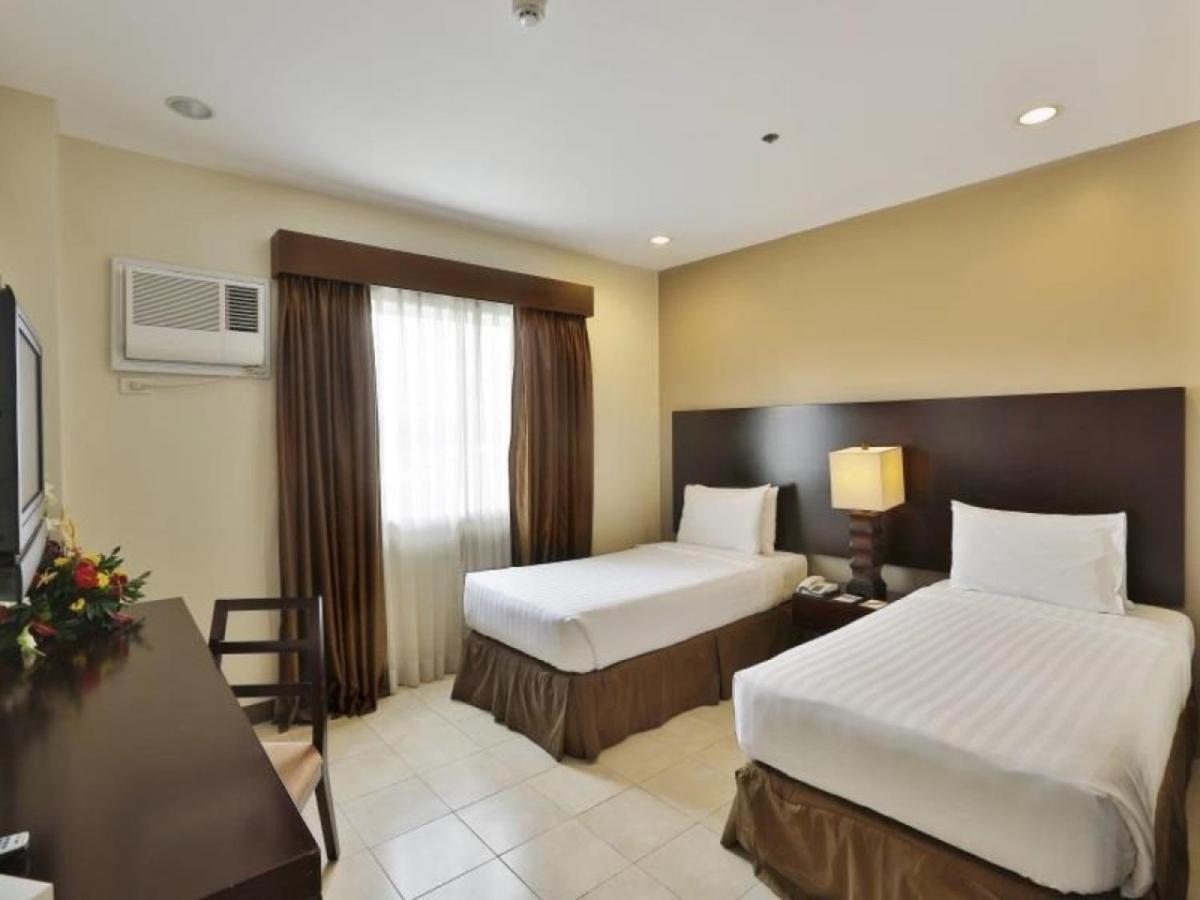 Alpa City Suites Hotel Cebu Eksteriør bilde
