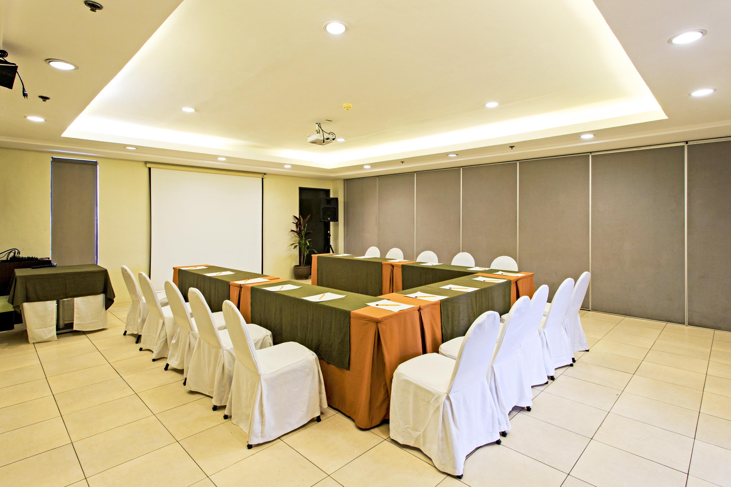 Alpa City Suites Hotel Cebu Eksteriør bilde