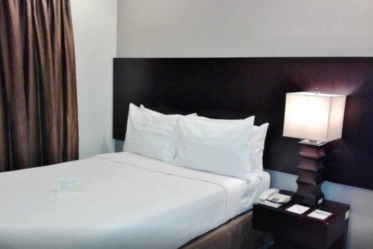 Alpa City Suites Hotel Cebu Eksteriør bilde