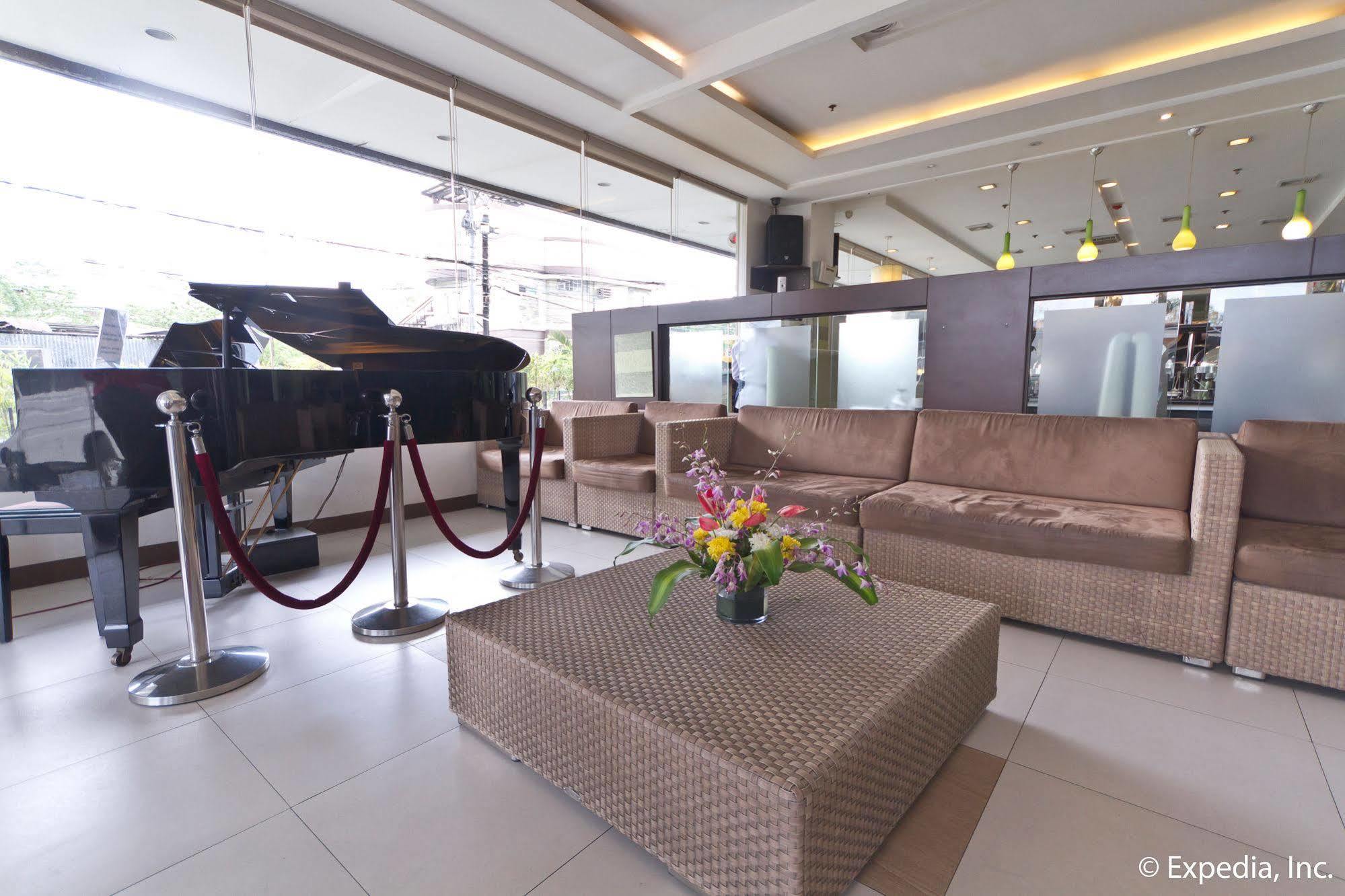 Alpa City Suites Hotel Cebu Eksteriør bilde