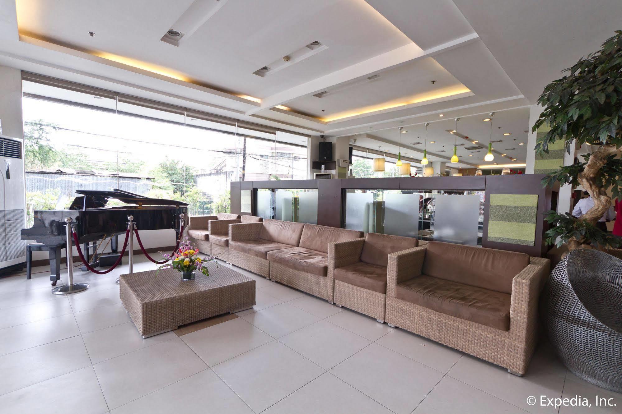 Alpa City Suites Hotel Cebu Eksteriør bilde